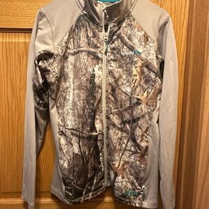 Cabela’s Camouflage outfither Jacket